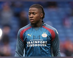 Liverpool, Chelsea 'to battle for PSV's Johan Bakayoko'