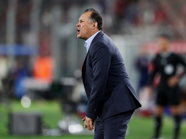 Peru coach Juan Reynoso reacts on October 13, 2023