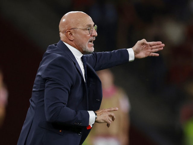 De la Fuente calls for calm after dominant Spain win at Euro 2024