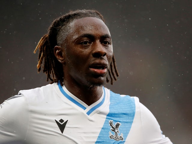 Eze 'agrees new £100,000-per-week contract with Palace'