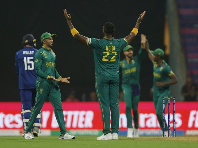 South Africa thrash England to leave holders closer to World Cup exit