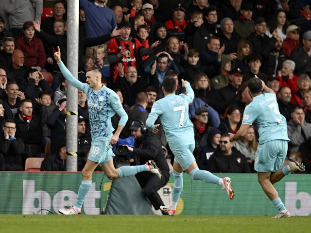 Wolverhampton Wanderers' Sasa Kalajdzic celebrates scoring their second goal on October 21, 2023