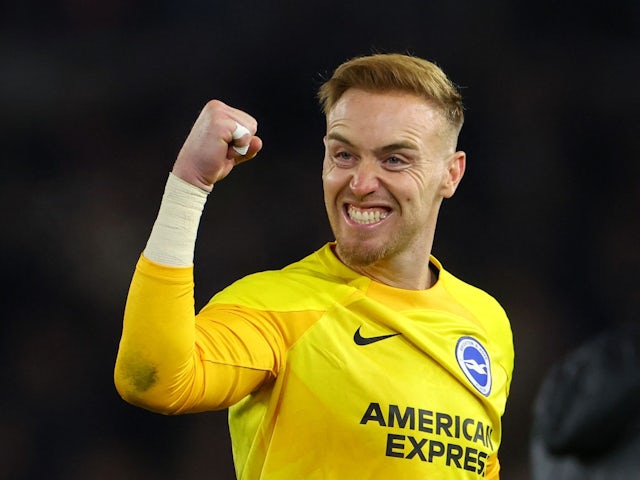Brighton goalkeeper Jason Steele signs new contract until 2026