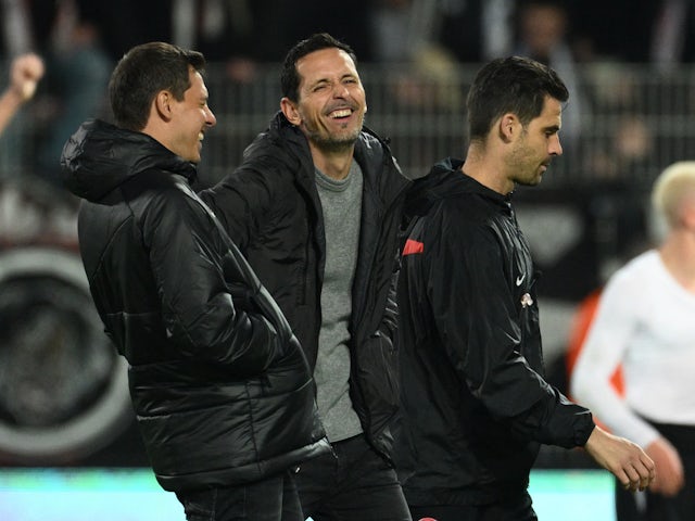 Eintracht Frankfurt coach Dino Toppmoller celebrates after the match on November 4, 2023
