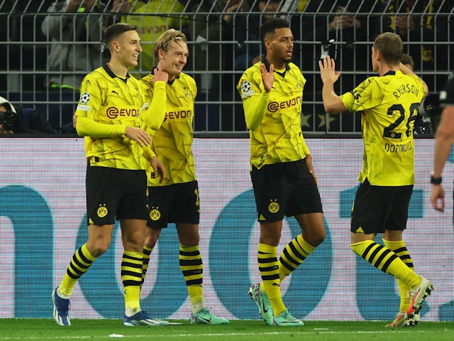 Dortmund move to top of Group F with 2-0 win over Newcastle