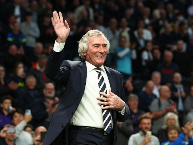 Pat Jennings discharged from hospital after being taken ill at Spurs game