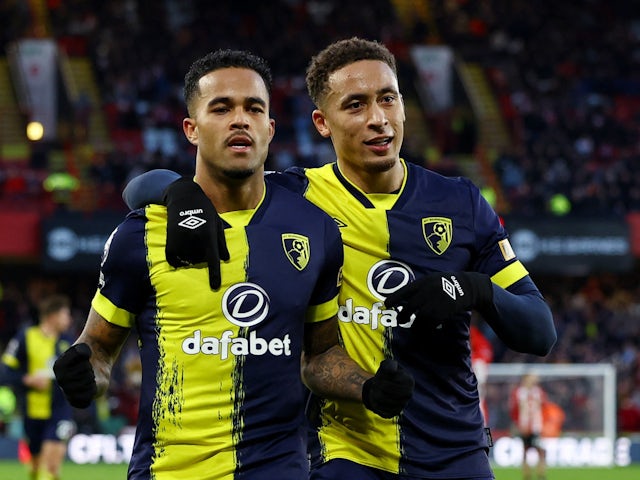 Bournemouth's Justin Kluivert celebrates scoring their second goal with Marcus Tavernier on November 25, 2023