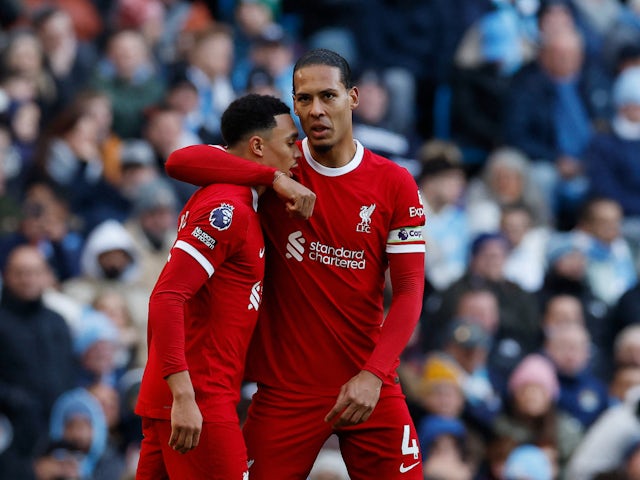 Trent Alexander-Arnold rescues point for Liverpool at Man City