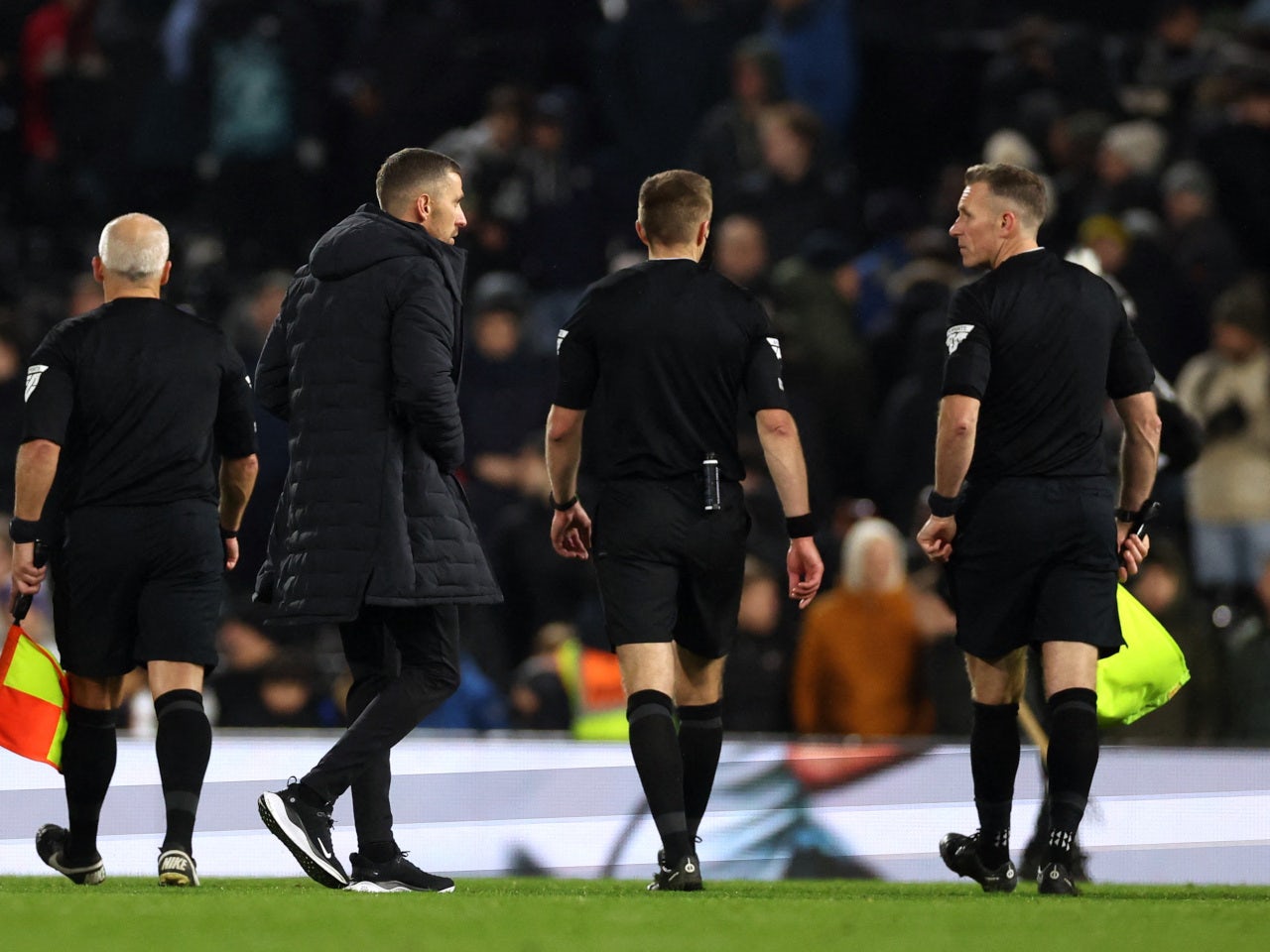 Wolves boss Gary O'Neil confirms referee admitted Fulham pen should NOT  have been given - Mirror Online