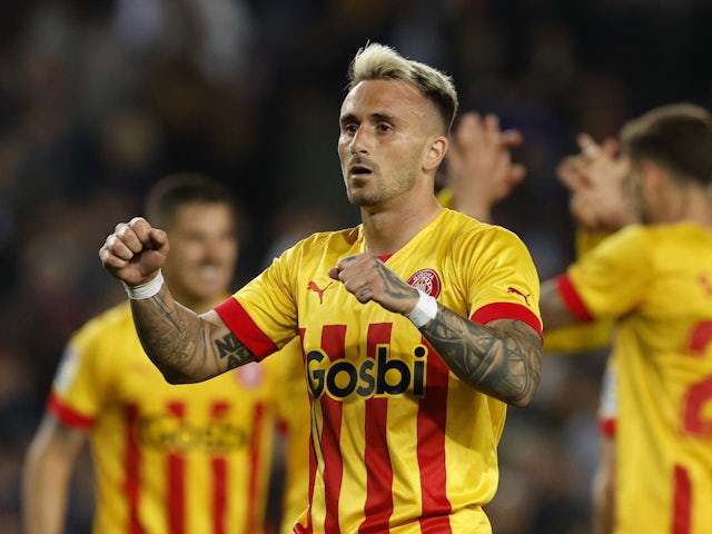 Barcelona 'pushing to sign Aleix Garcia for cut-price fee'
