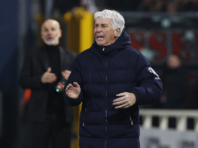 Atalanta coach Gian Piero Gasperini reacts on December 9, 2023