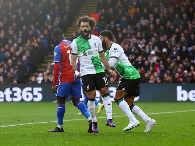 Liverpool go top of Premier League with late win at Crystal Palace