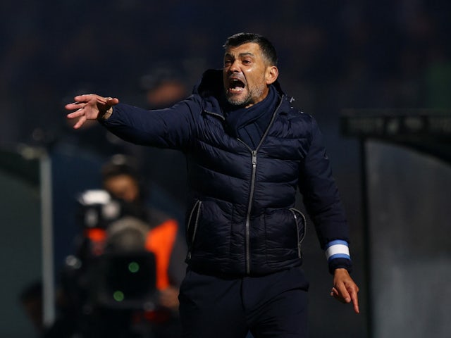 Porto coach Sergio Conceicao reacts on December 2, 2023
