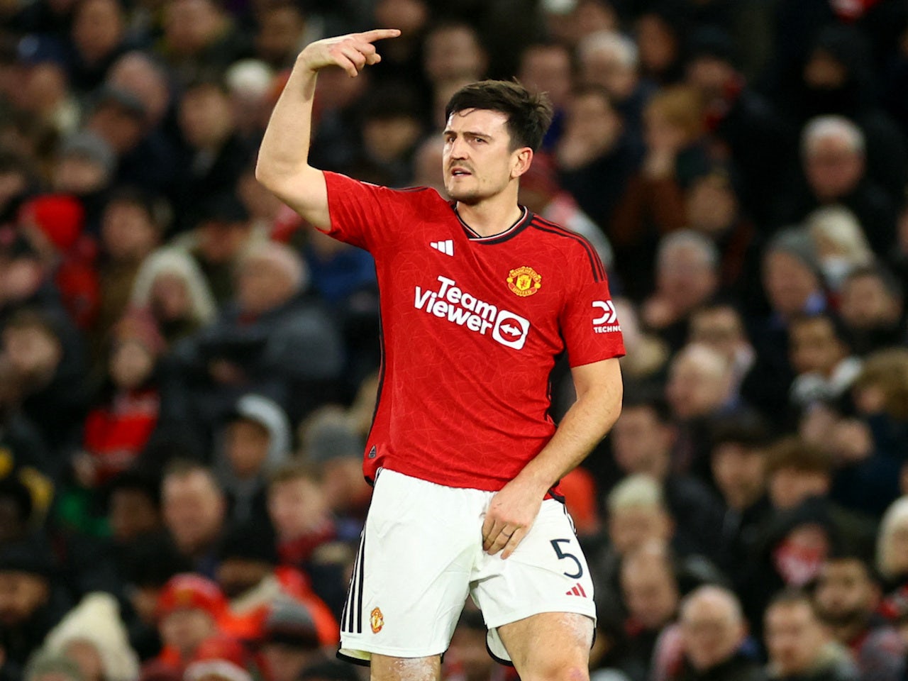 Manchester United suffer Harry Maguire, Luke Shaw injury blows ahead of Anfield trip