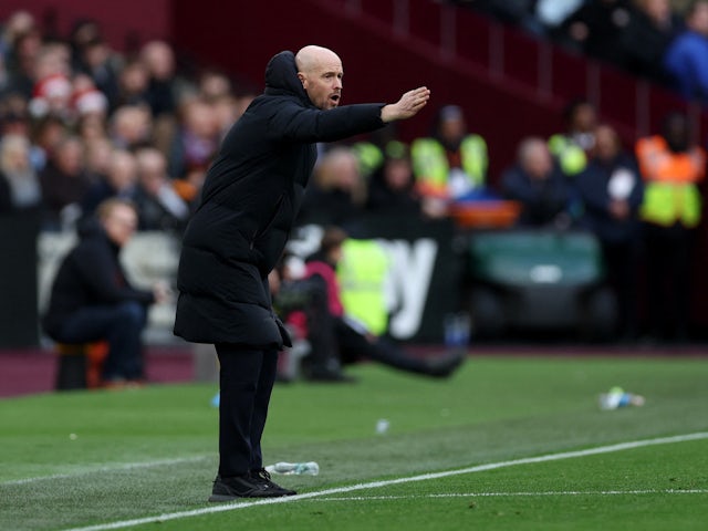 Ten Hag position 'not under immediate threat following Man United takeover'