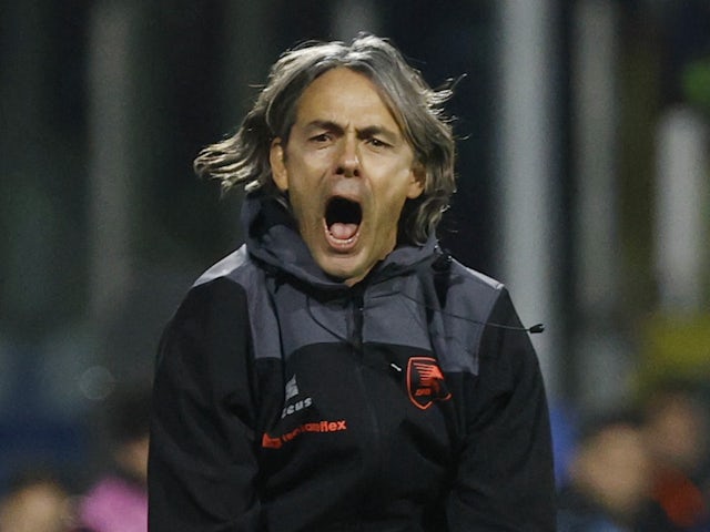 Salernitana coach Filippo Inzaghi reacts on December 22, 2023