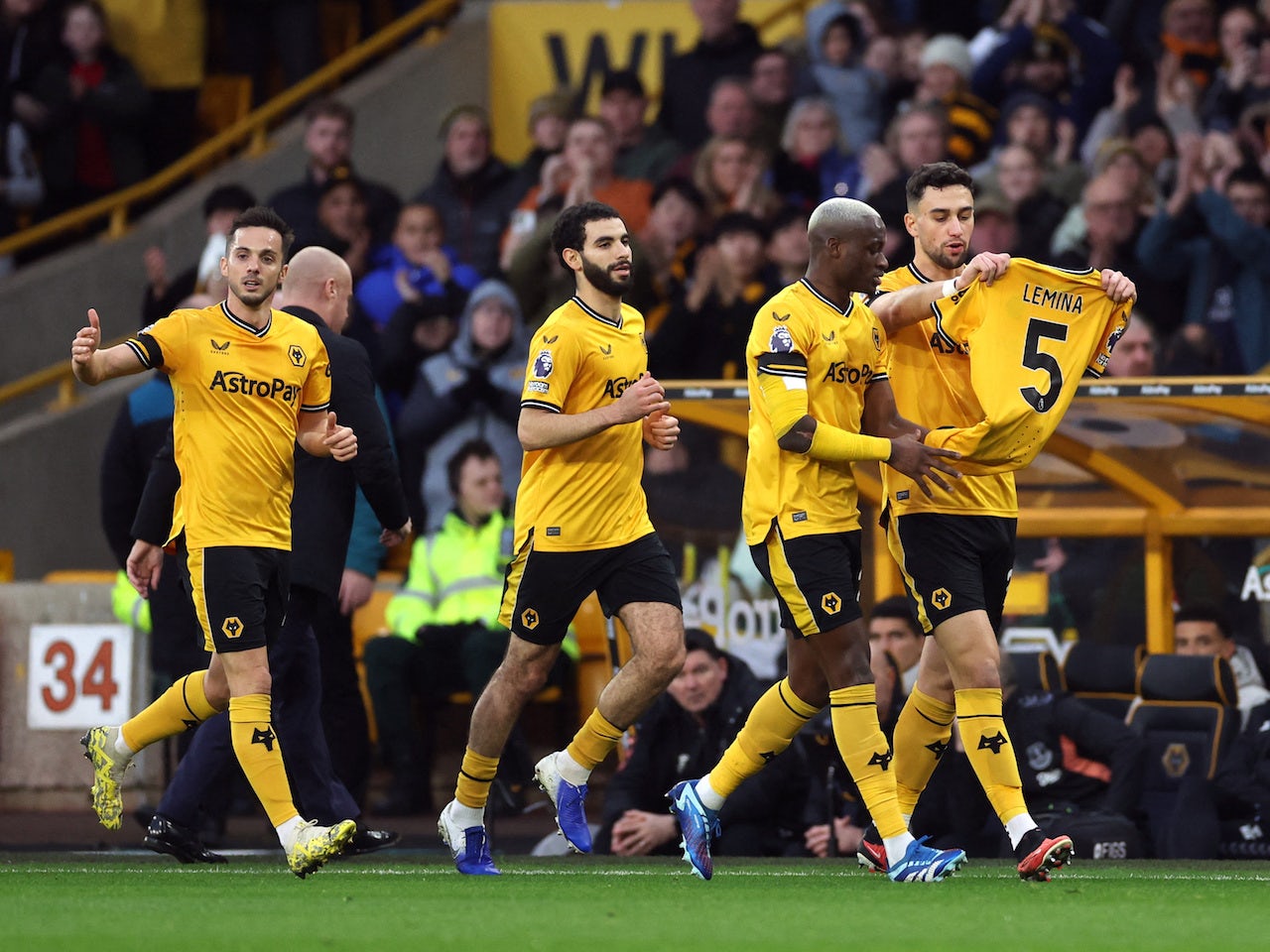 Wolverhampton Wanderers continue strong form with threegoal win over