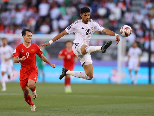 Zaid Tahseen in action for Iraq against Vietnam at the 2023 Asian Cup