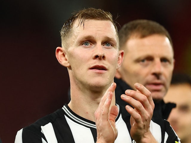 Newcastle announce Emil Krafth contract extension