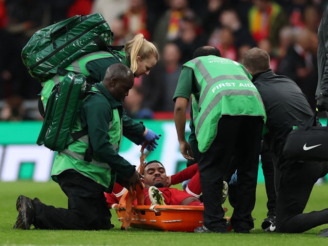 Liverpool injury, suspension list vs. Man United