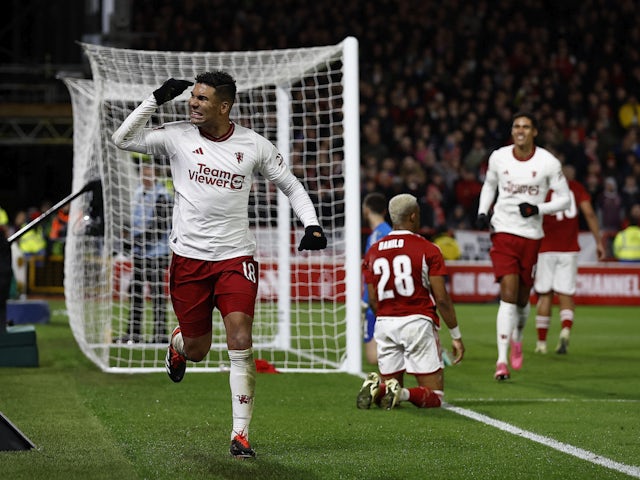 Casemiro dari Manchester United merayakan golnya ke gawang Nottingham Forest pada 28 Februari 2024. Foto: © Reuters