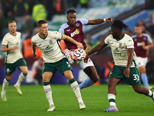 Hibernian's William Fish and Rocky Bushiri in action with Aston Villa's Jhon Duran on August 31, 2023