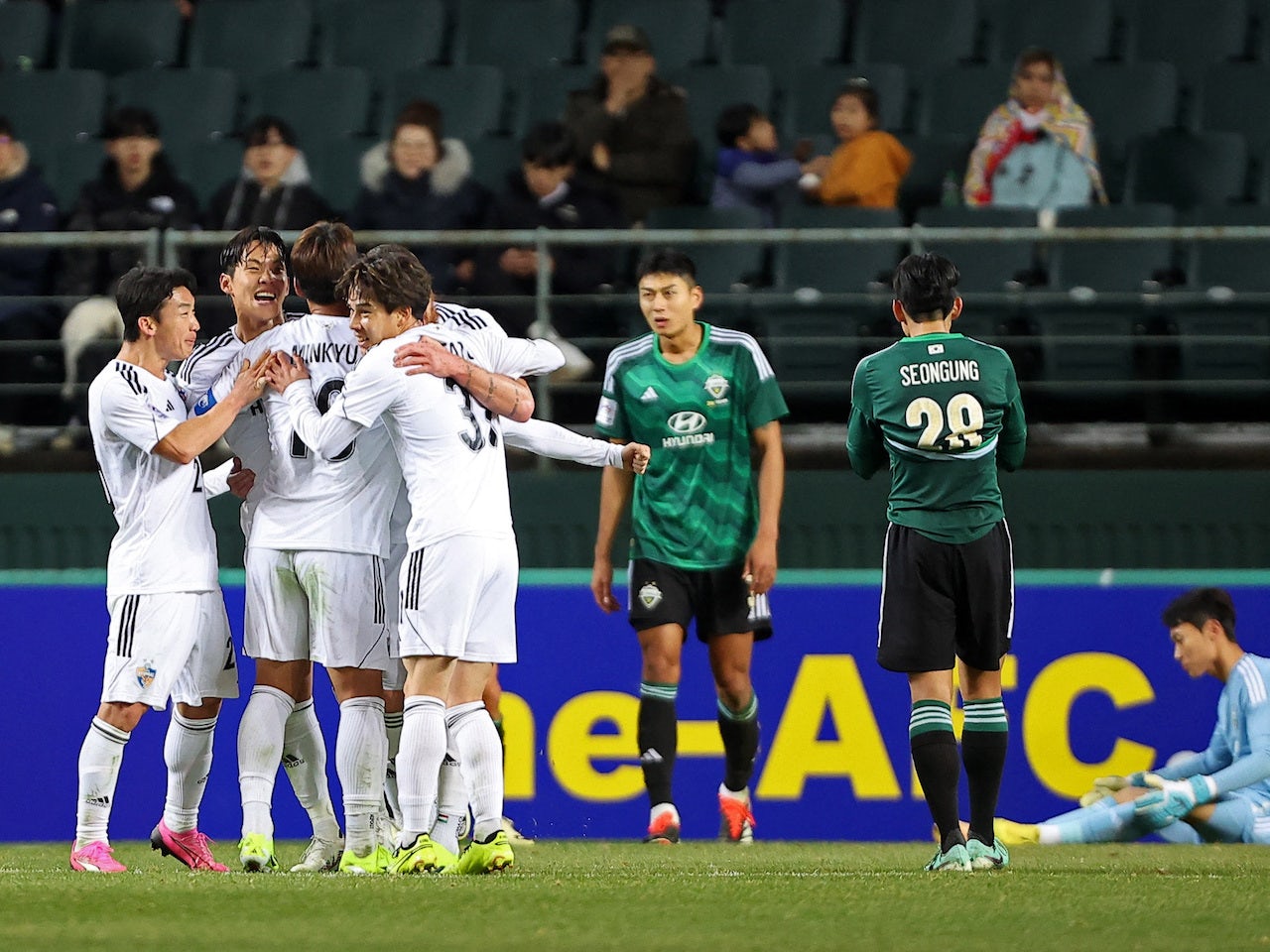 Preview: Ulsan Hyundai Vs. Jeonbuk Hyundai Motors - Prediction, Team ...