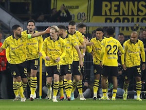 Dortmund edge past PSV to make Champions League last eight