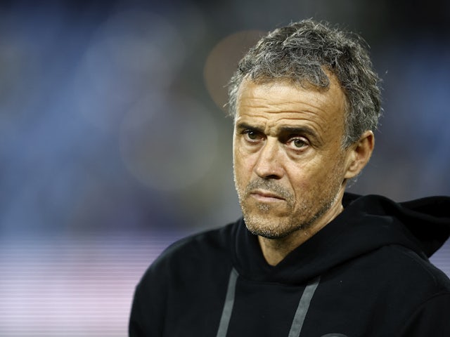 Pelatih Paris Saint-Germain (PSG) Luis Enrique sebelum pertandingan pada 17 Maret 2024 © Reuters