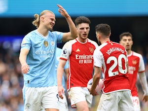 Liverpool stay top as Man City, Arsenal play out cagey stalemate
