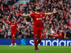 Salah looking to break two Premier League records in Man United showdown