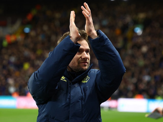 Watford interim manager Tom Cleverley applauds the fans before the match on March 29, 2024