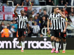 Newcastle stun Spurs to rise to sixth in the Premier League