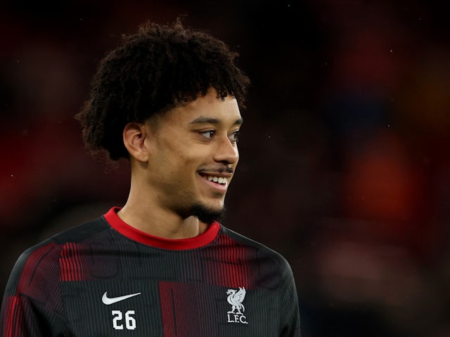 Liverpool announce new contract for 19-year-old defender