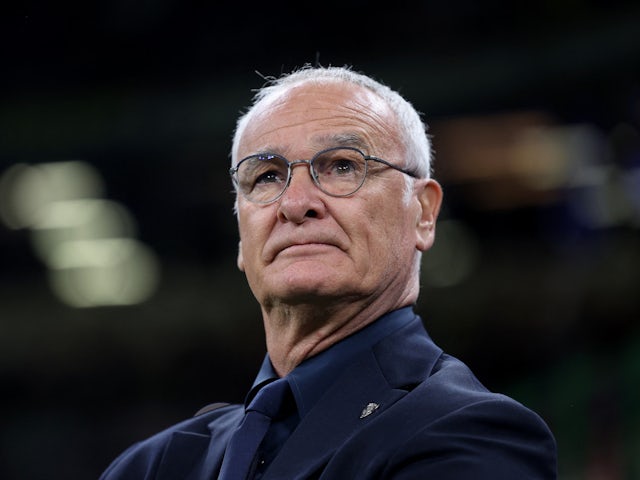 HLV Cagliari Claudio Ranieri vào ngày 14 tháng 4 năm 2024