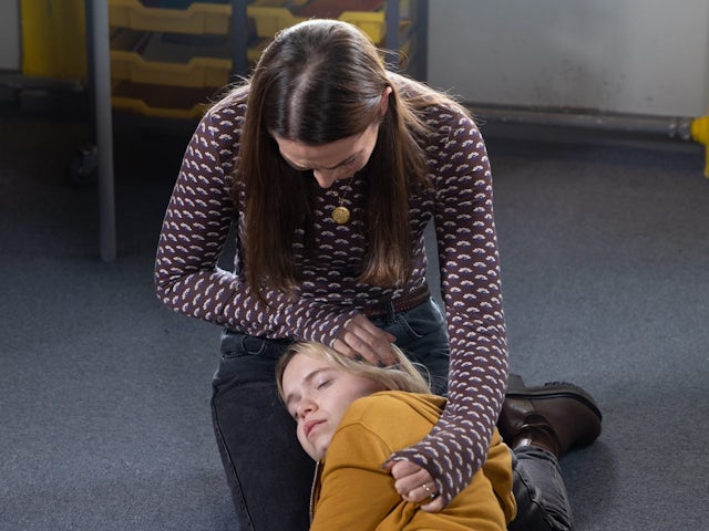 Sienna and Dilly on Hollyoaks on February 26, 2024