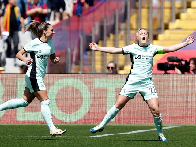 Erin Cuthbert celebrates scoring for Chelsea Women on April 20, 2024