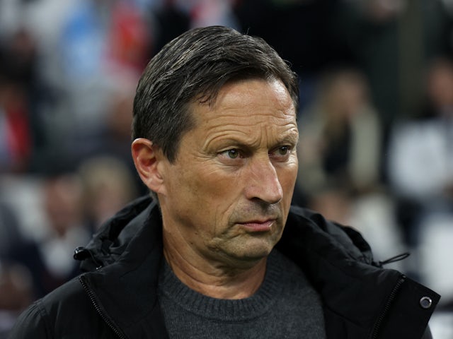 Benfica coach Roger Schmidt before the match on April 18, 2024