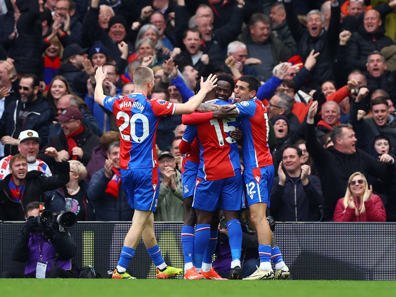 Jeffrey Schlupp rocket steals point for Crystal Palace at Fulham