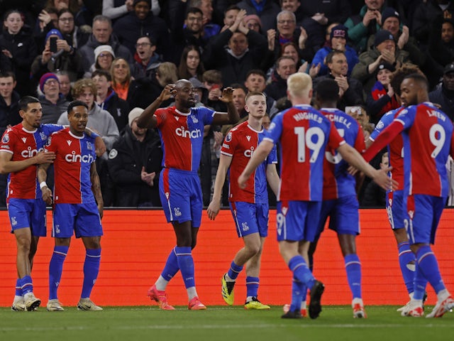  Jean-Philippe Mateta dari Crystal Palace merayakan golnya ke gawang Newcastle United pada 24 April 2024. (© Reuters)