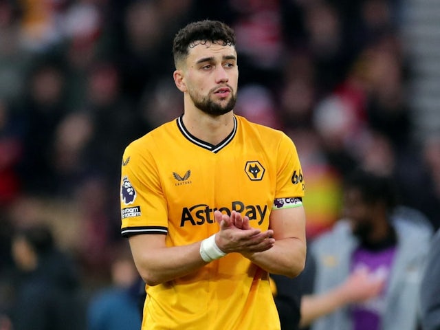 Wolverhampton Wanderers' Max Kilman applauds fans after the match on February 10, 2024