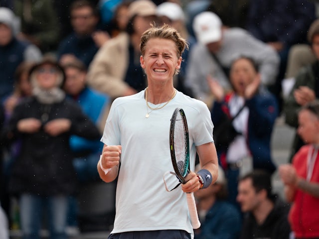 Sebastian Korda reacts at the French Open on May 30, 2024