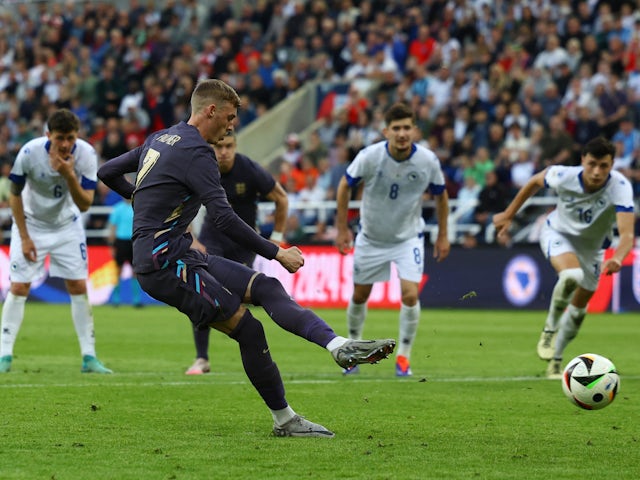 England's Cole Palmer scores their first goal from the penalty spot on June 3, 2024