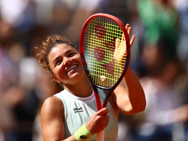 Jasmine Paolini reacts at the French Open on June 5, 2024