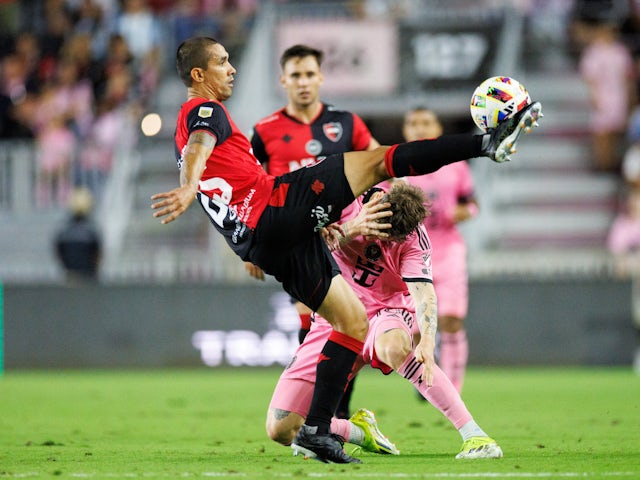 Gustavo Velazquez in action for Newell's Old Boys versus Inter Miami in 2024