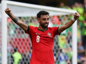 Comedy of Turkish errors helps Portugal ease into last 16