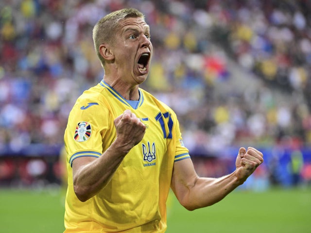 Oleksandr Zinchenko của Ukraine ăn mừng sau bàn thắng vào ngày 21 tháng 6 năm 2024