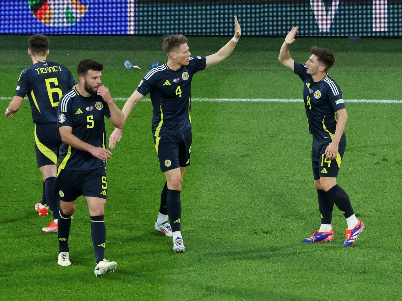 Spirited Scotland draw with Switzerland to send last-16 bid to final group game