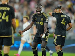 Kei Kamara celebrate a goal for Los Angeles FC on July 4, 2024