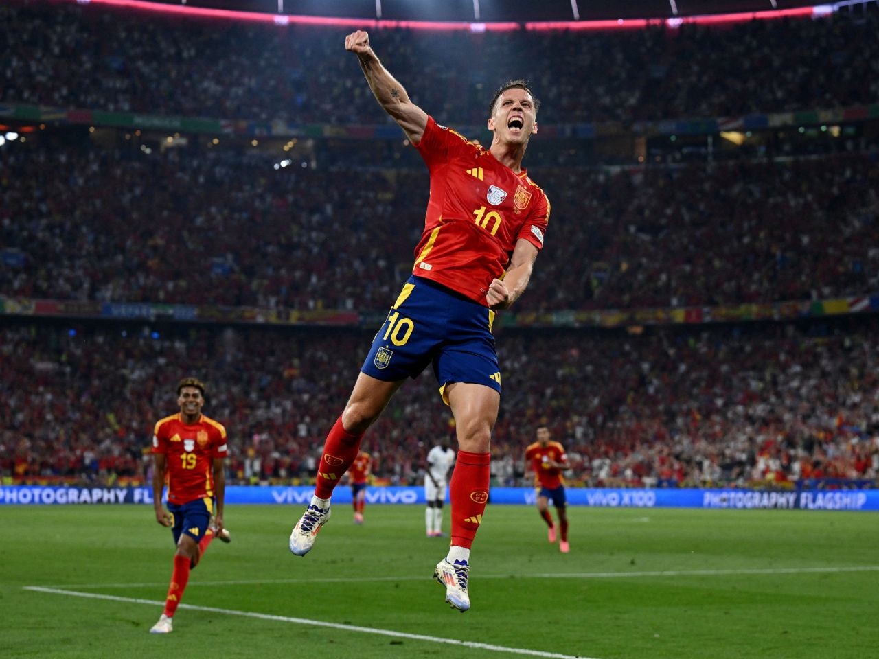Match Analysis: Spain 2-1 France - highlights, man of the match, stats